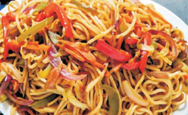 VEGETABLE CHOWMEIN